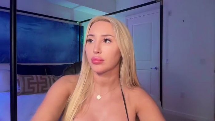 AmandaAndrewsxx