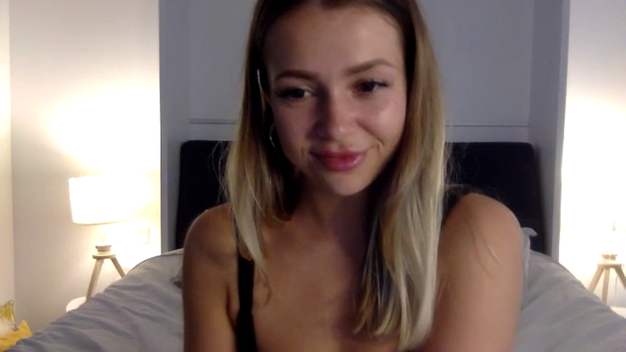 BlondePlaytoy