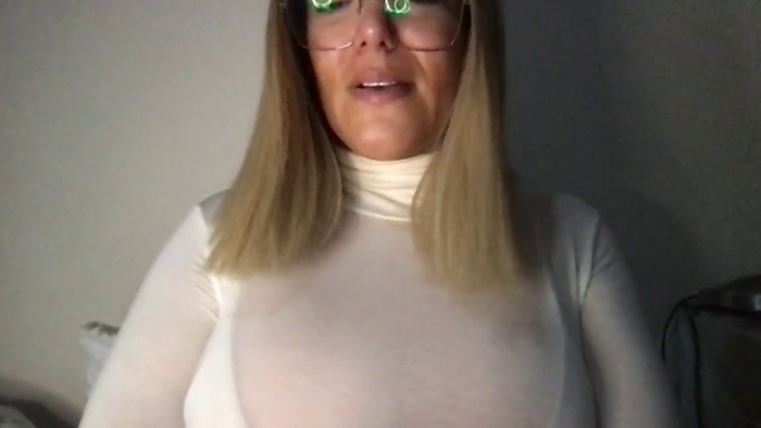 MistressLouUK