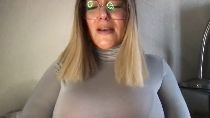 MistressLouUK