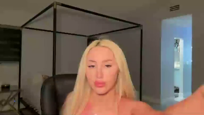 AmandaAndrewsxx