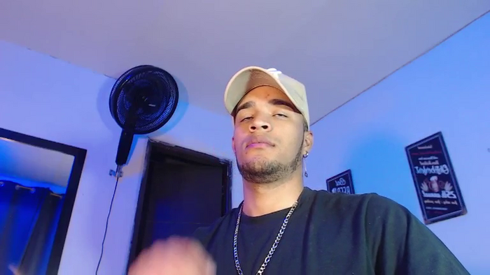 Latinbigcockxxx
