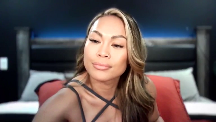 miaqueen143