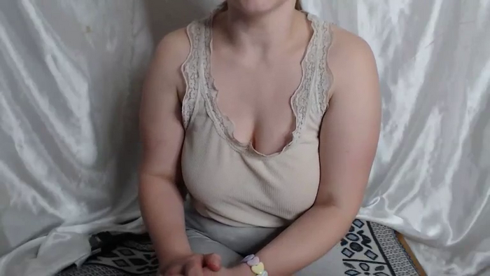 BettyGirlKiss