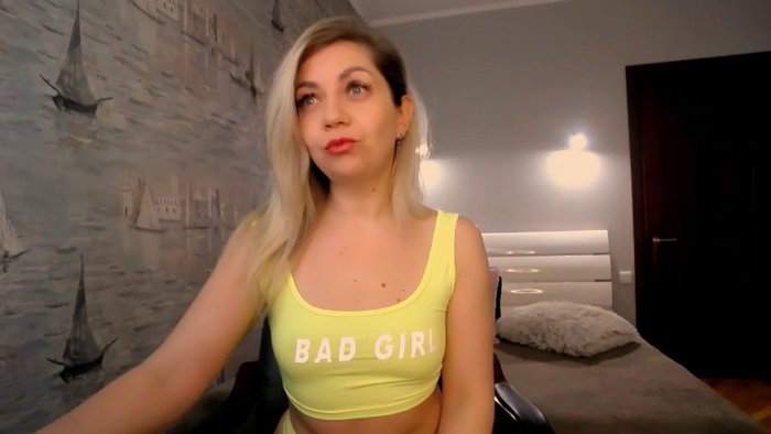 Nichole_Hill