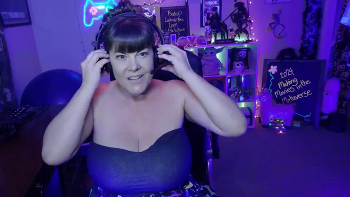 RebeccaLoveXXX