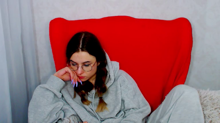 AliceeCute18