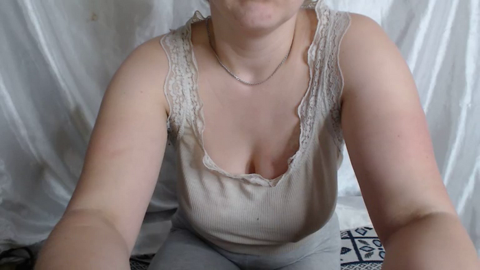BettyGirlKiss