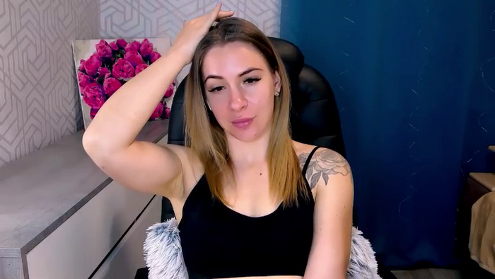 MeganNaughtyy