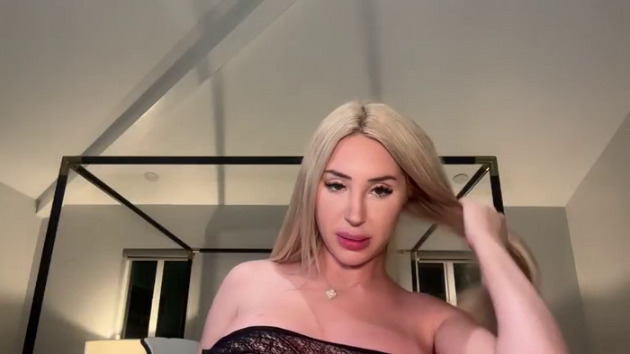 AmandaAndrewsxx