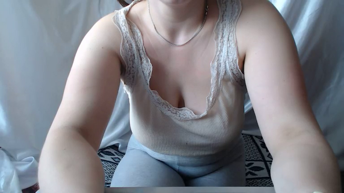 BettyGirlKiss