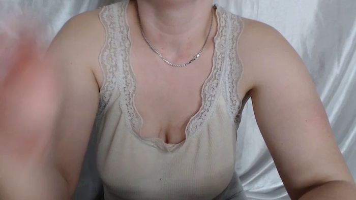 BettyGirlKiss