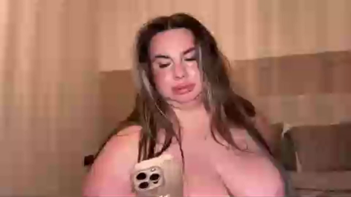 CharlieFoxxxUK