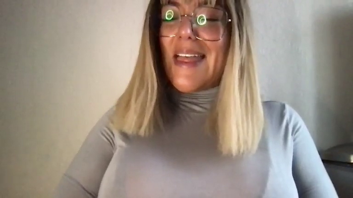 MistressLouUK
