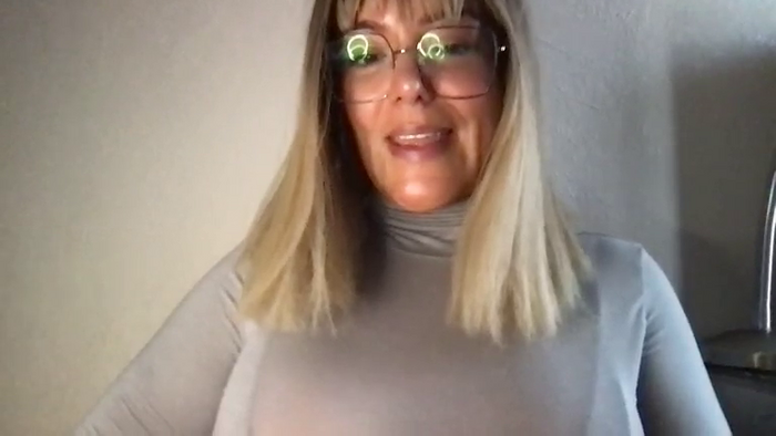 MistressLouUK