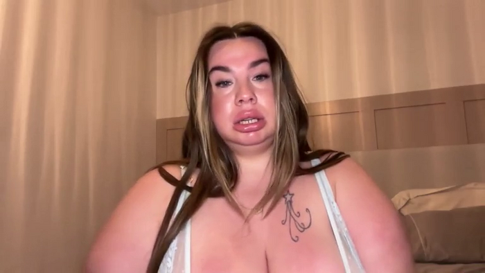 CharlieFoxxxUK