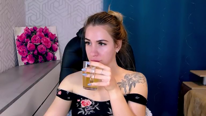 MeganNaughtyy