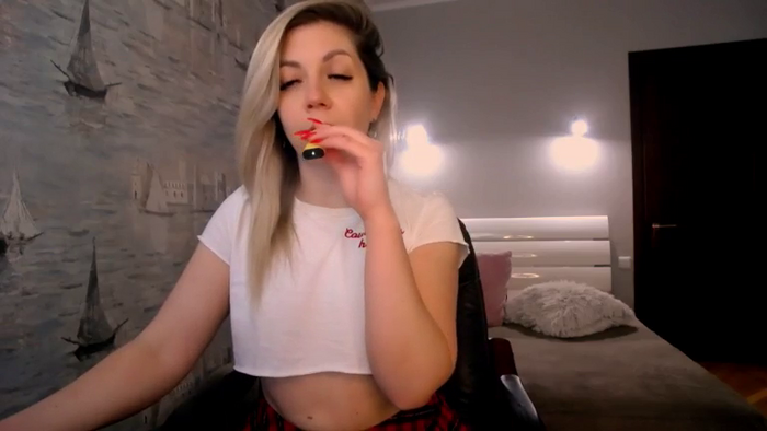 Nichole_Hill