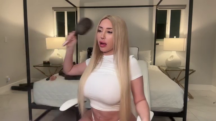 AmandaAndrewsxx