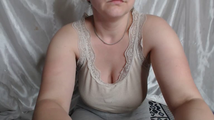 BettyGirlKiss