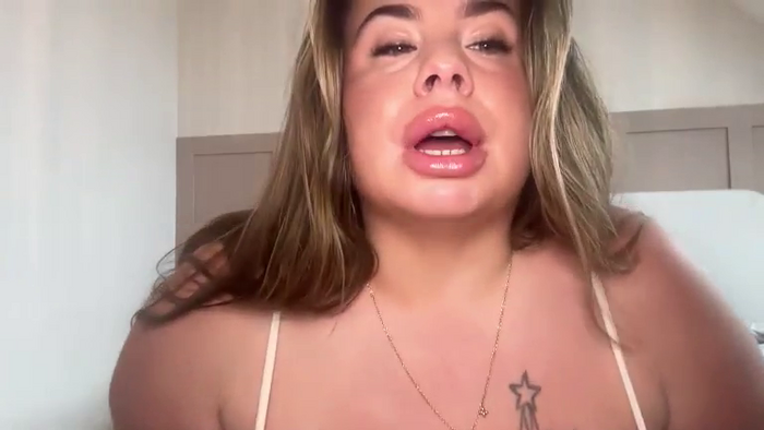 CharlieFoxxxUK