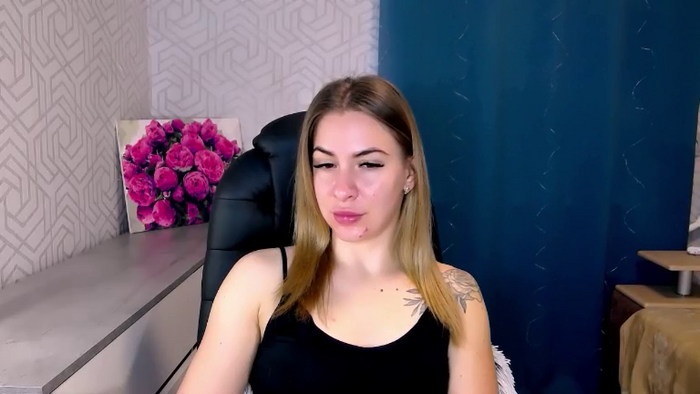 MeganNaughtyy