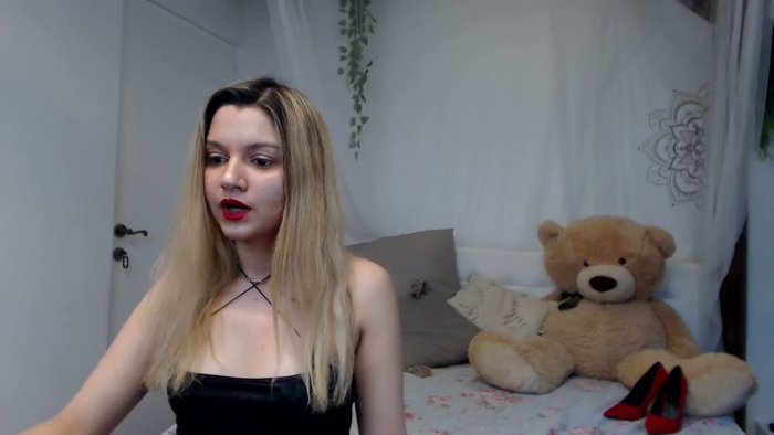 xLUCCIY