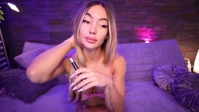 carminahot93