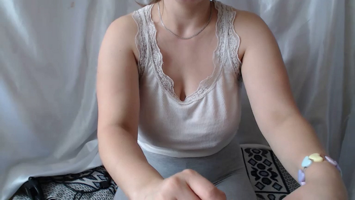 BettyGirlKiss
