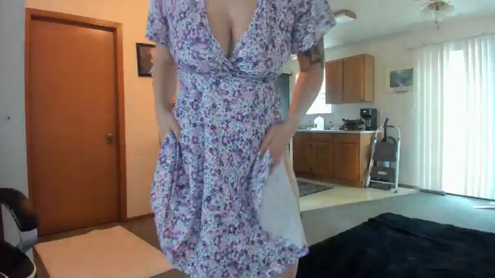 Hottyhousewife18
