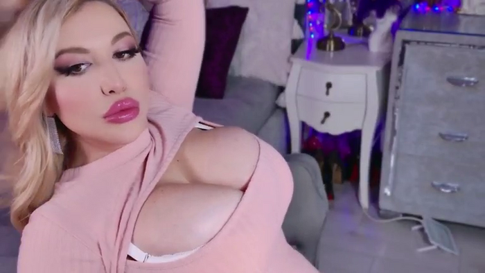Alpha_Goddess