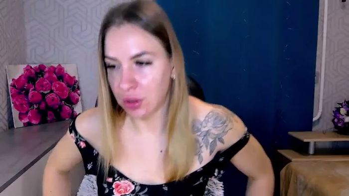 MeganNaughtyy