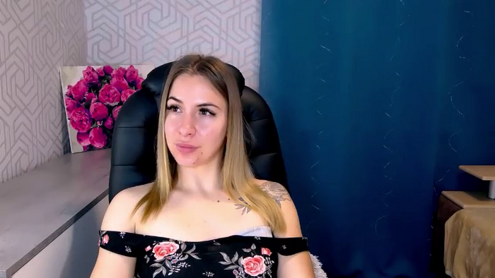 MeganNaughtyy
