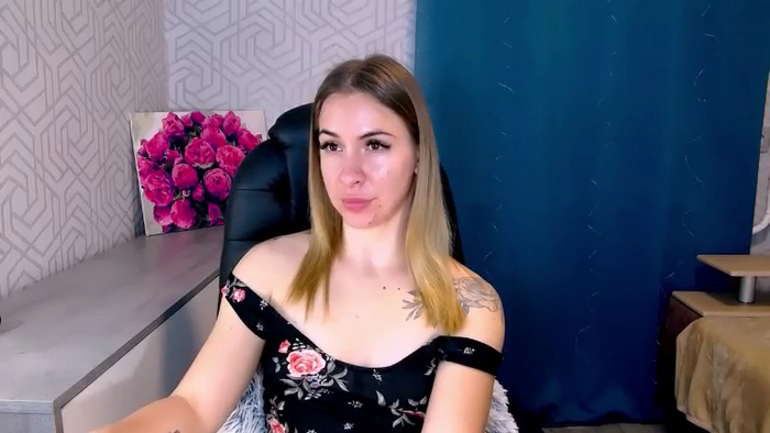 MeganNaughtyy