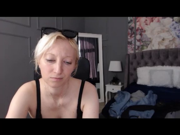 NatalieXBitton