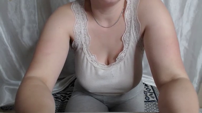 BettyGirlKiss