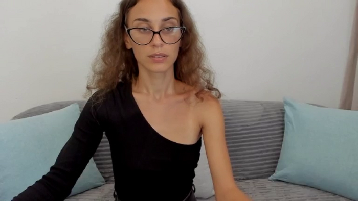 JuliaMoore18