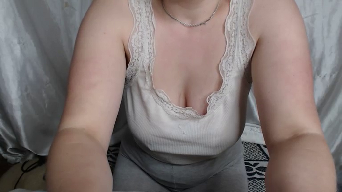 BettyGirlKiss