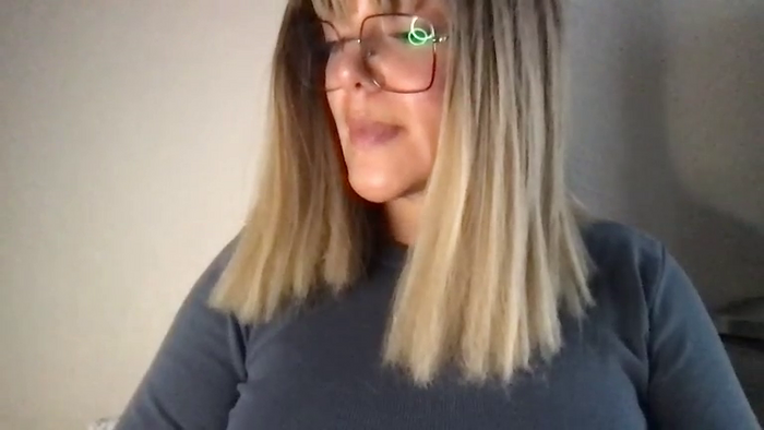 MistressLouUK