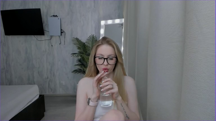 mf-CaseyCumFace