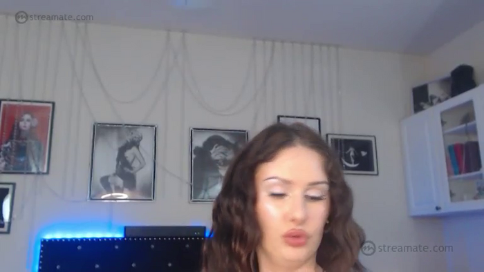 Stassie_Jones