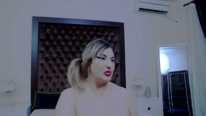 KiraLeila