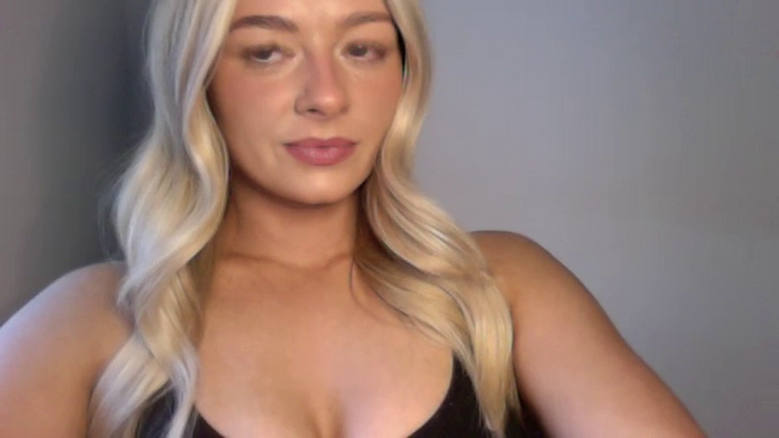 X_Zoey_UK