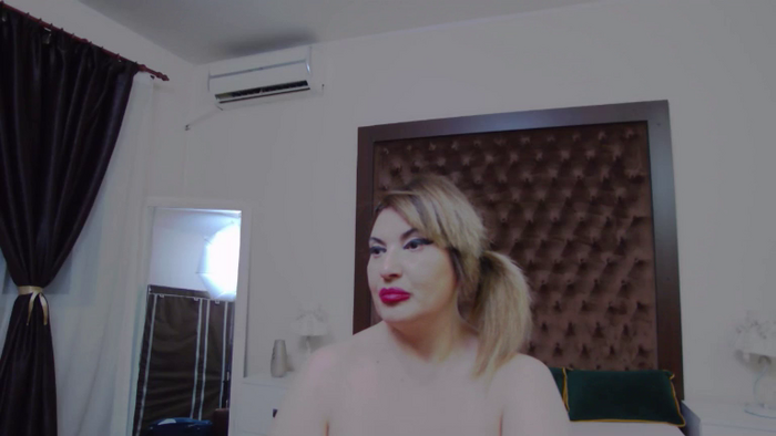 KiraLeila