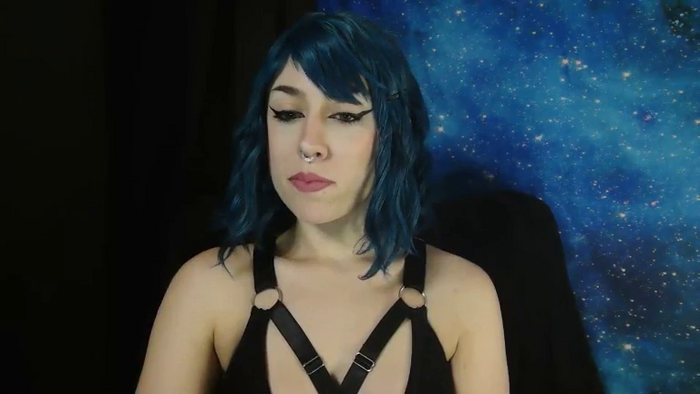 MissVikkiBlue