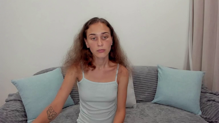 JuliaMoore18