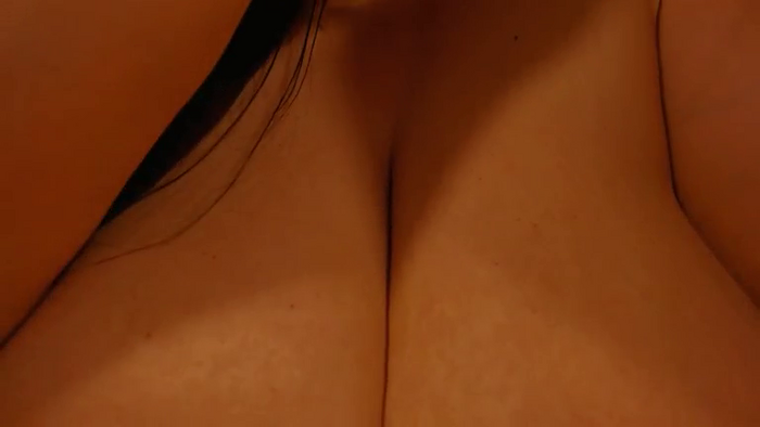 MilfBoobsX