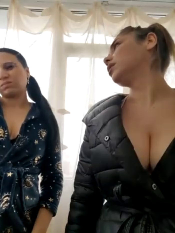Ella_Alexis