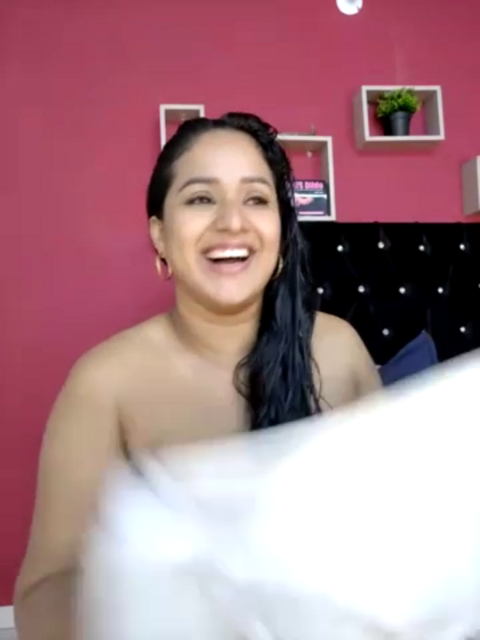 ashley69_brown