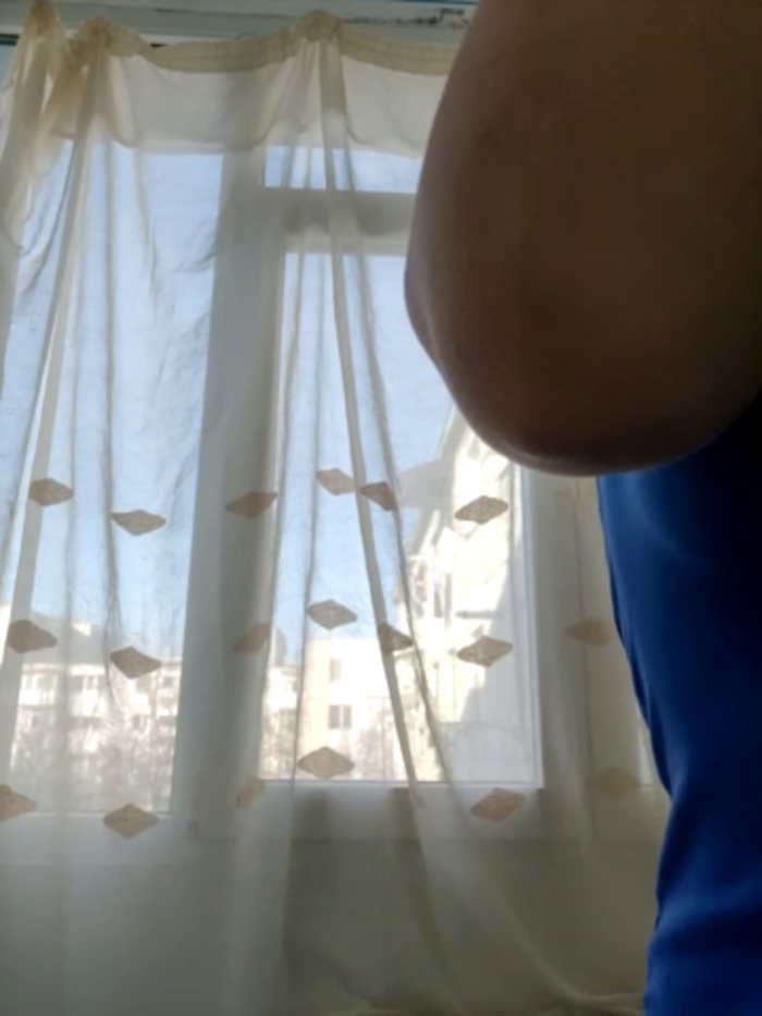 Ella_Alexis